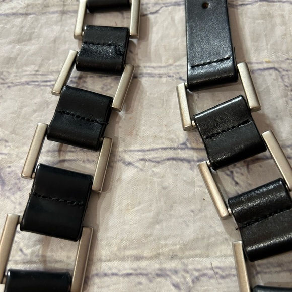 CALVIN KLEIN GORPCORE BLACK LEATHER WITH CHUNKY SILVER TONE CHAIN LINK BELT - Picture 5 of 9